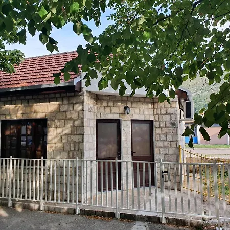 Milenic * Τρέμπινιε
